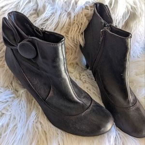 Mudd Victorian Style Ankle Boots